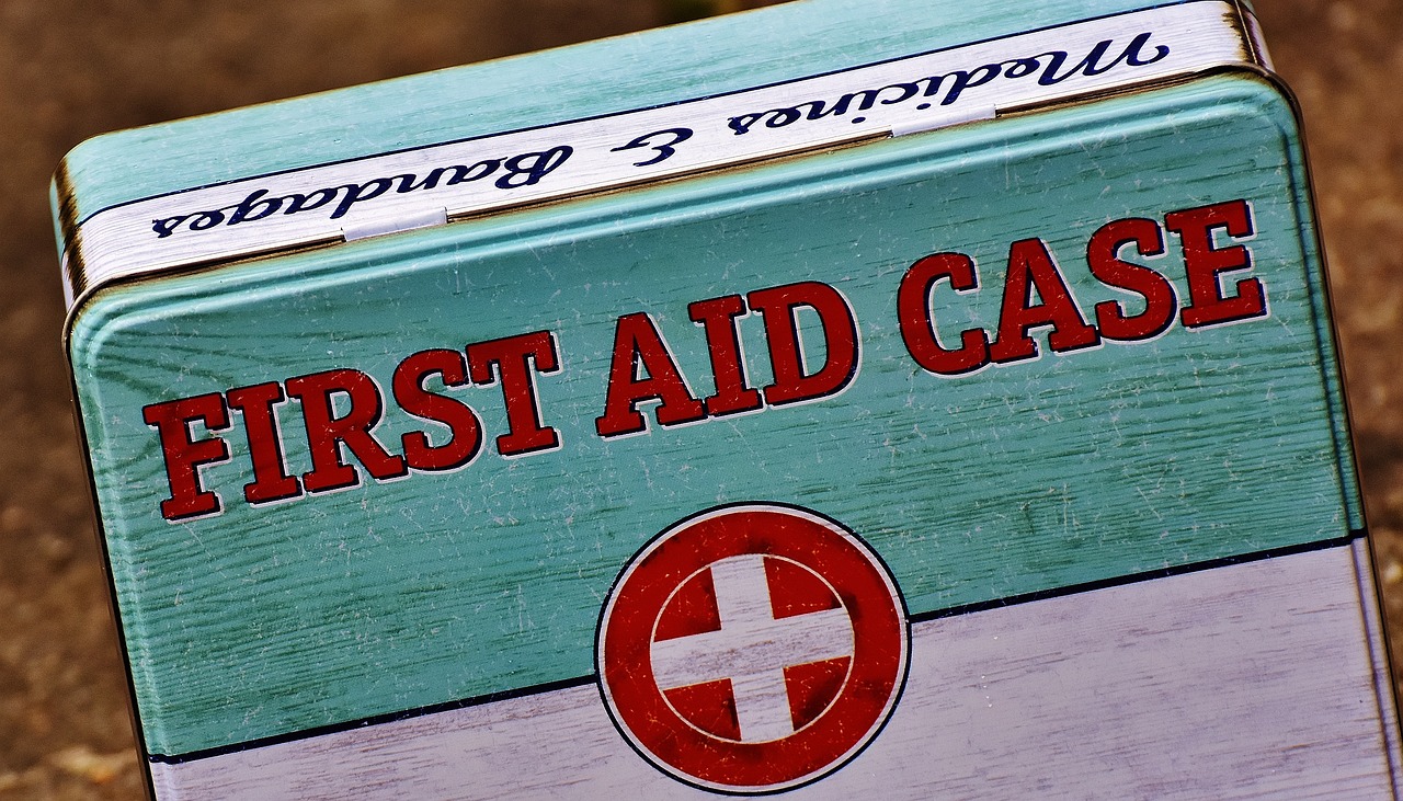 How to Maintain Your Pet’s First Aid Supplies